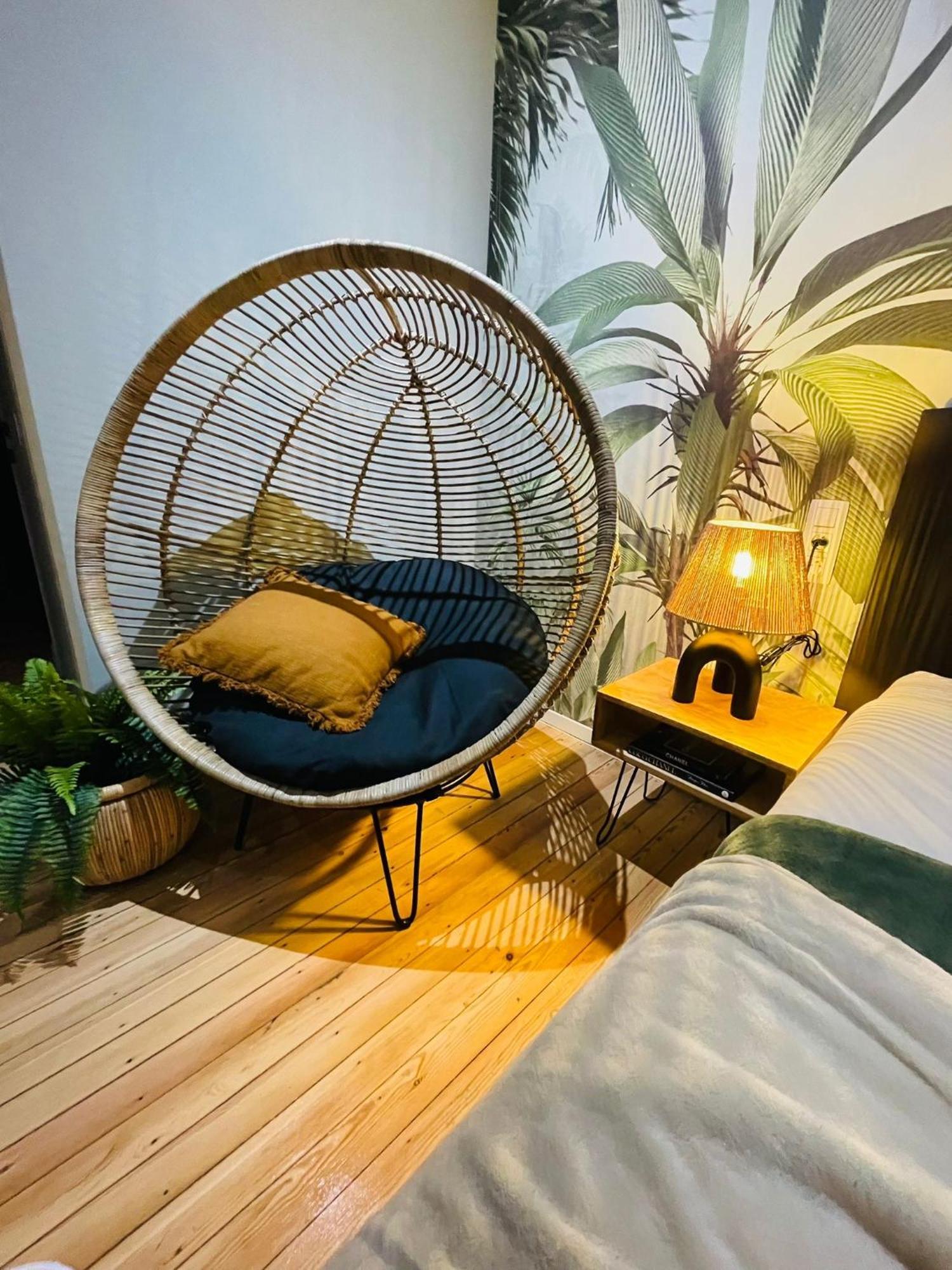 Appartement Exotique Avec Bain Balneo Liege Ngoại thất bức ảnh