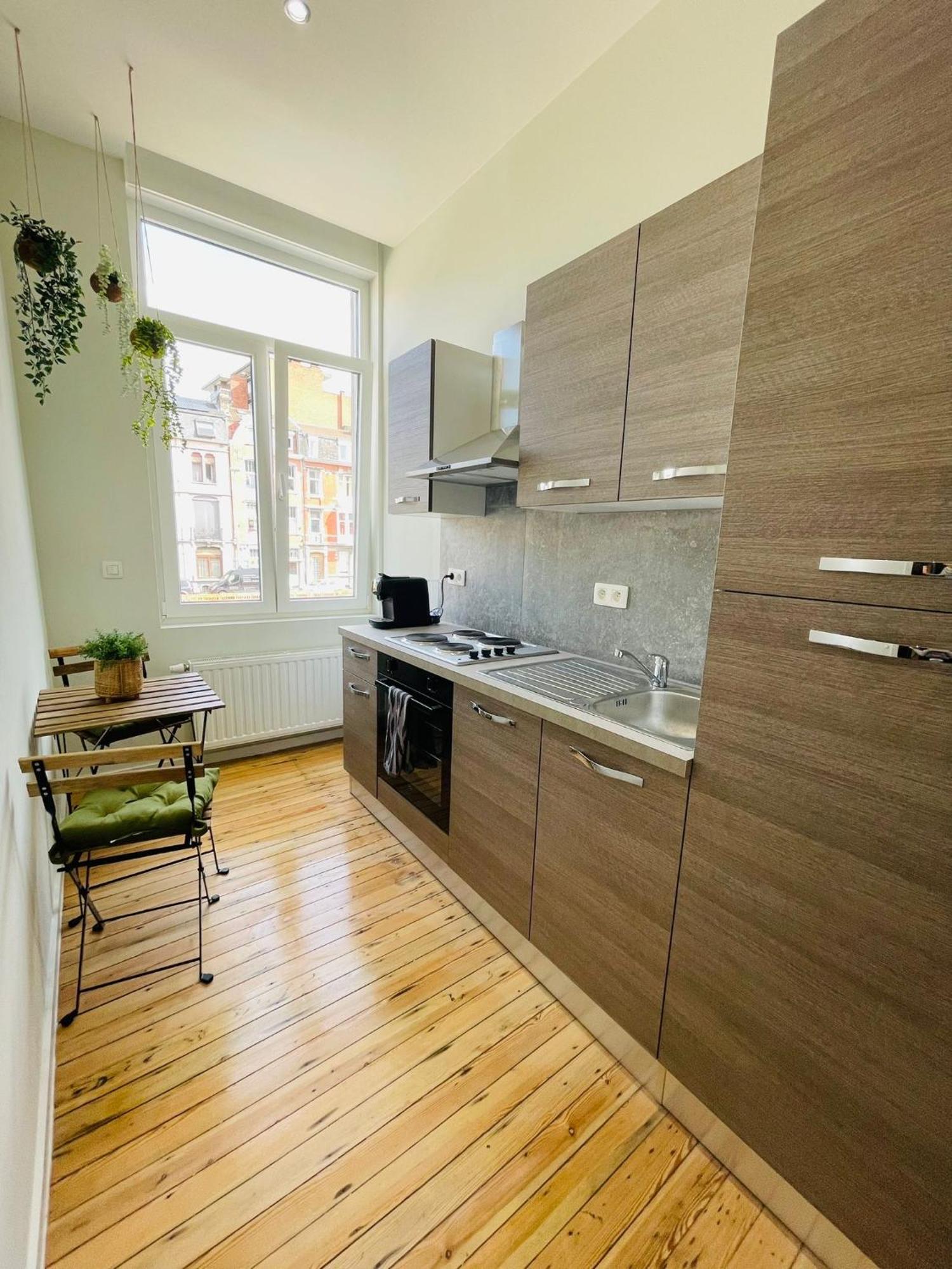 Appartement Exotique Avec Bain Balneo Liege Ngoại thất bức ảnh